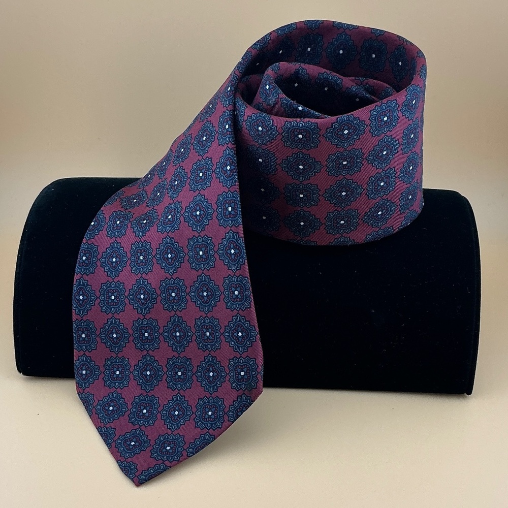 Custom Made in England 100% Silk Tie